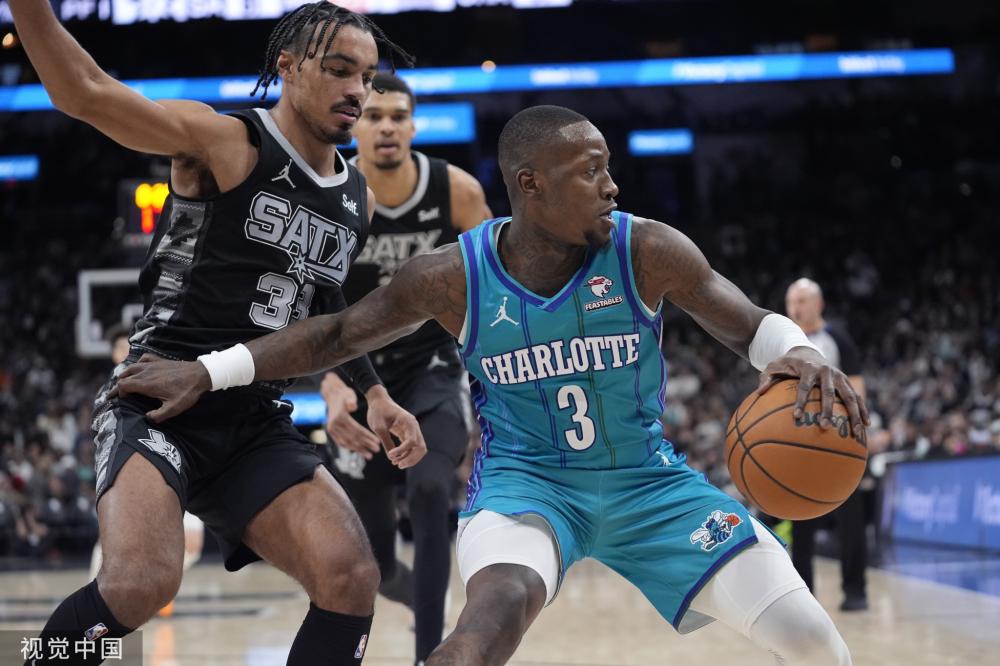 主教练在阵 主教练在阵