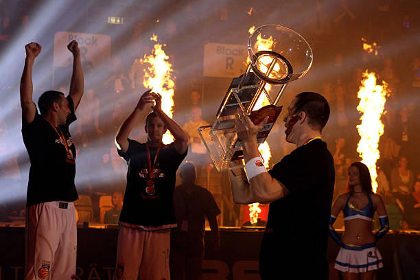 一个负责致 一个负责致