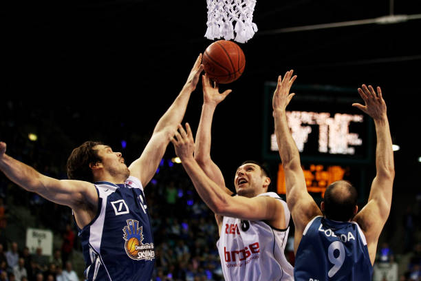 重塑集体精 重塑集体精